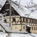 Hrázděnka V Krušných Horách Casa de Férias Horní Blatná